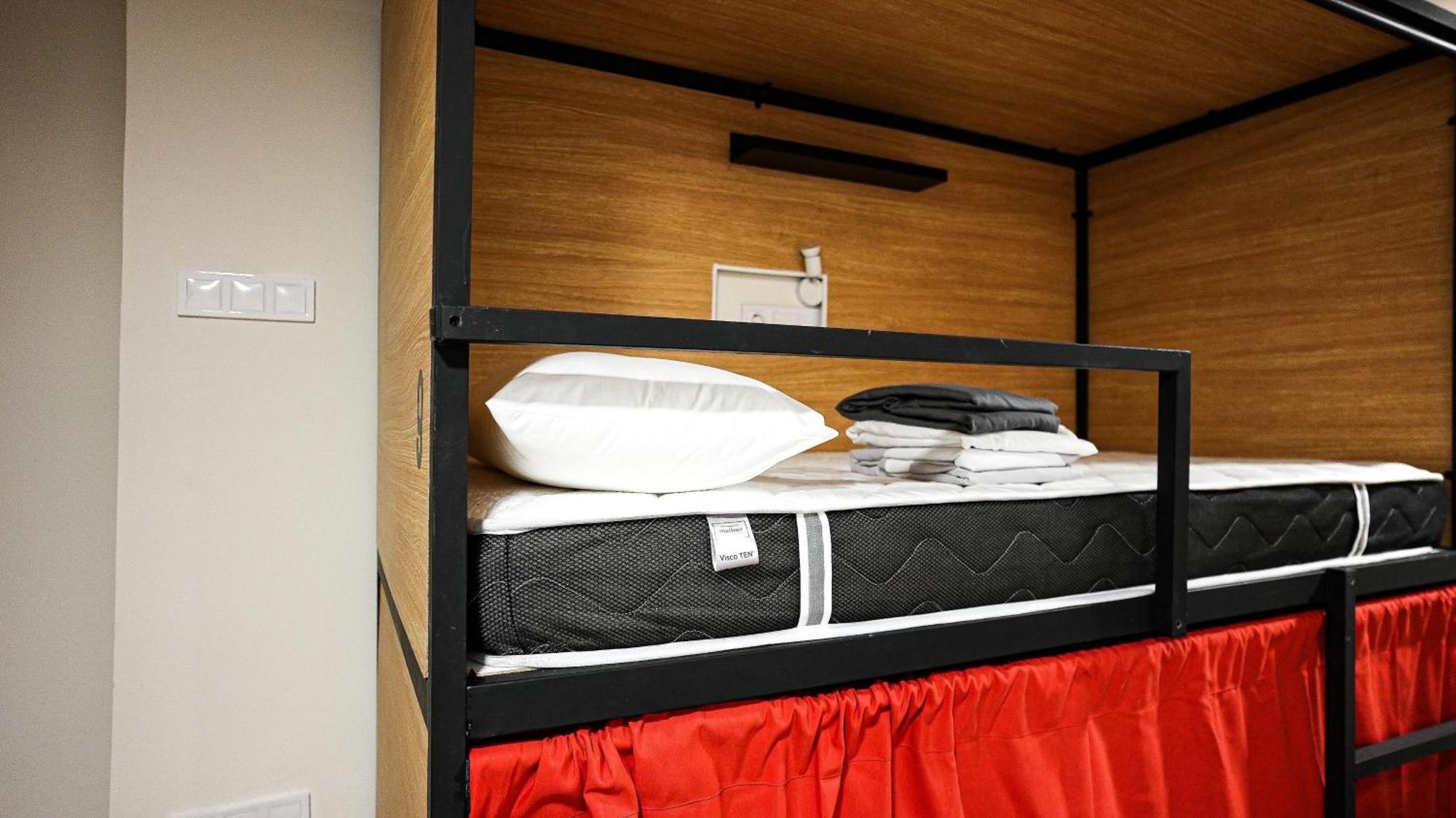 Fit Hostel Madrid Ngoại thất bức ảnh